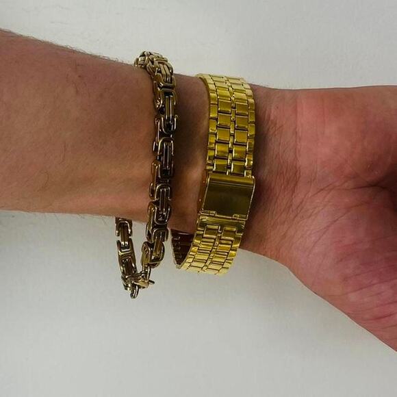 Casio Digital Watch Gold Accents Unisex Retro Y2K Style Quartz New - Picture 8 of 9